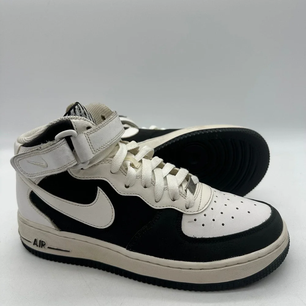 Nike 314195-028 Youth Size 6Y Womens 7.5 Black/White Air Force 1 Mid GS Sneakers